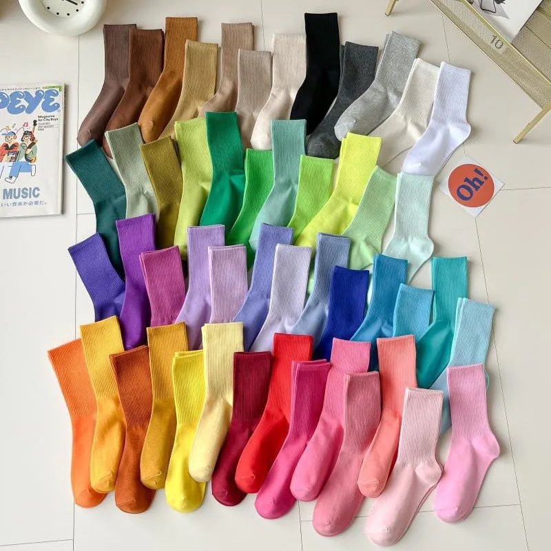 Ladies' Socks Harajuku Fashionable Verstaile Sports Comfortable Cotton Socks For Girl Japanese Sweet Solid Color Candy Color
Ladies' Socks Harajuku Fashionable Verstaile Sports Comfortable Cotton Socks For Girl Japanese Sweet Solid Color Candy Color
