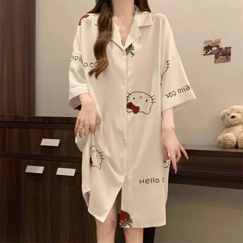 Новая летняя розовая ночная рубашка с милым рисунком «Hello Kitty» и короткими рукавами, милая домашняя одежда из ледяного шелка
Новая летняя розовая ночная рубашка с милым рисунком «Hello Kitty» и короткими рукавами, милая домашняя одежда из ледяного шелка