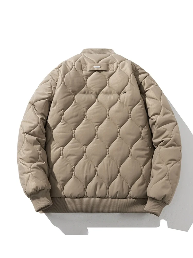 Мужская зимняя теплая куртка-бомбер из хлопка с ромбовидным узором и воротником-стойкой, с множеством карманов
Мужская зимняя теплая куртка-бомбер из хлопка с ромбовидным узором и воротником-стойкой, с множеством карманов