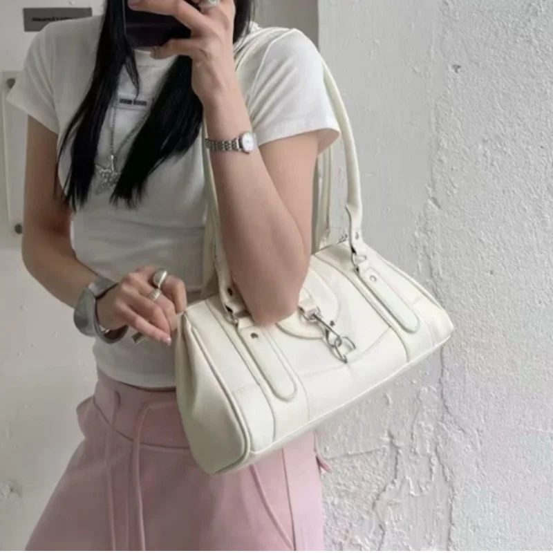 Винтажная кожаная сумка-тоут с застежкой, однотонная, в форме подушки, вместительная, на плечо, элегантная французская сумка для повседневного использования, сумка-багет
Винтажная кожаная сумка-тоут с застежкой, однотонная, в форме подушки, вместительная, на плечо, элегантная французская сумка для повседневного использования, сумка-багет