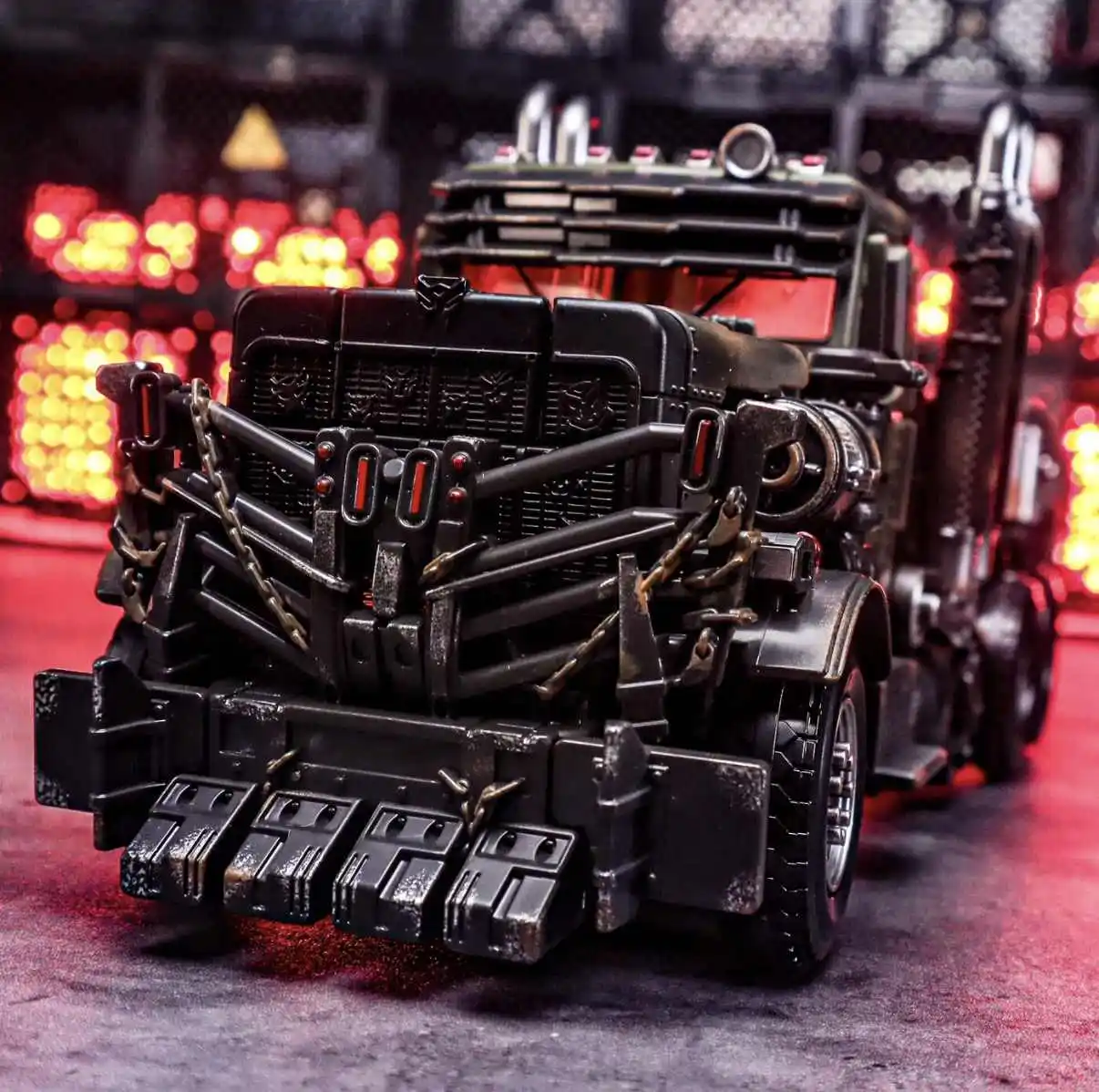 В наличии: Трансформер SG01 SG-01 Scourge, улучшенная версия, DLX, коллекционная фигурка-робот
В наличии: Трансформер SG01 SG-01 Scourge, улучшенная версия, DLX, коллекционная фигурка-робот