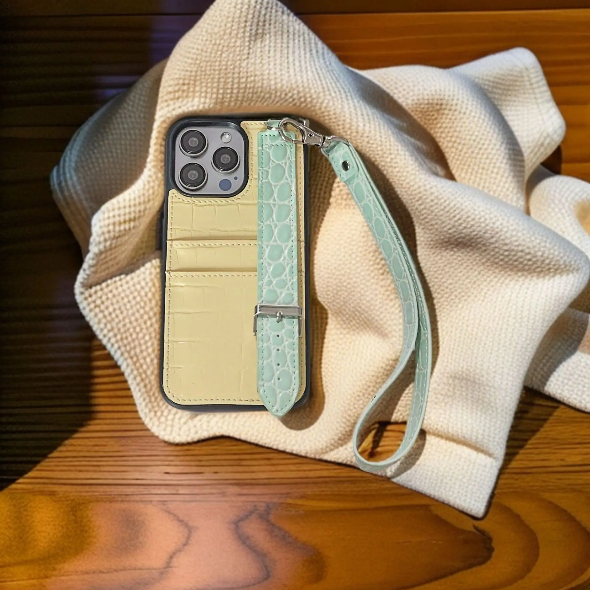 New Crocodile Pattern Leather Suitable for iPhone 17 Plug-in Phone Case 16promax Lanyard 15 Pro All Inclusive 14protective Cover
New Crocodile Pattern Leather Suitable for iPhone 17 Plug-in Phone Case 16promax Lanyard 15 Pro All Inclusive 14protective Cover