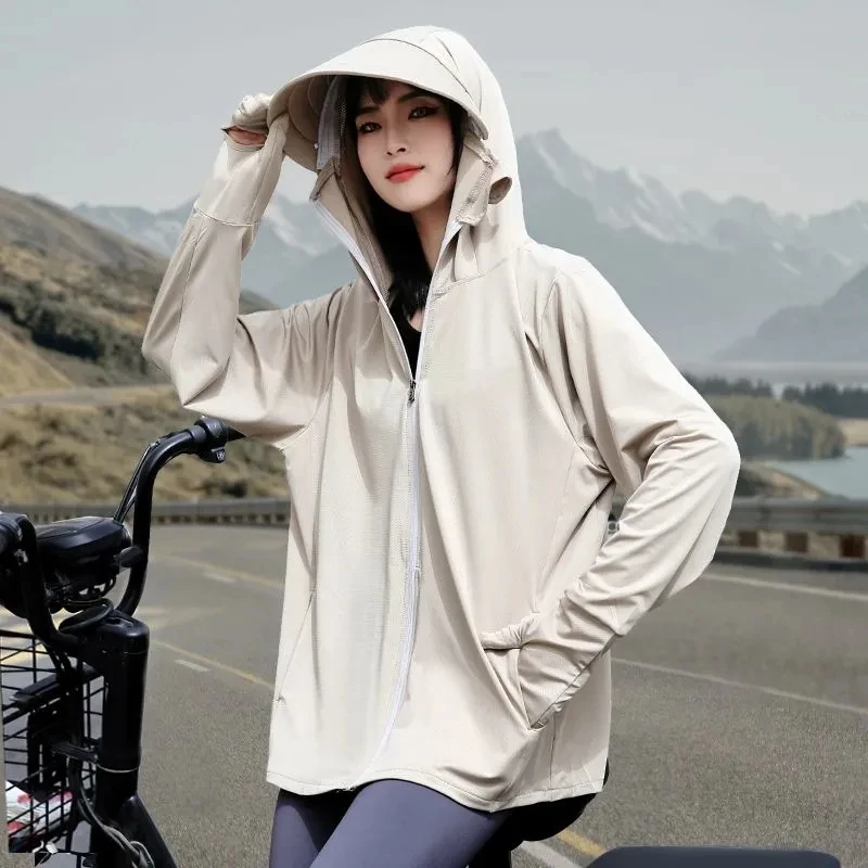 Outdoors Women Loose Fit Ultraviolet-proof Ice Silk Sunscreen Jacket 2024 Female Summer Hand Protection Sunscreen Clothing Coat
Outdoors Women Loose Fit Ultraviolet-proof Ice Silk Sunscreen Jacket 2024 Female Summer Hand Protection Sunscreen Clothing Coat