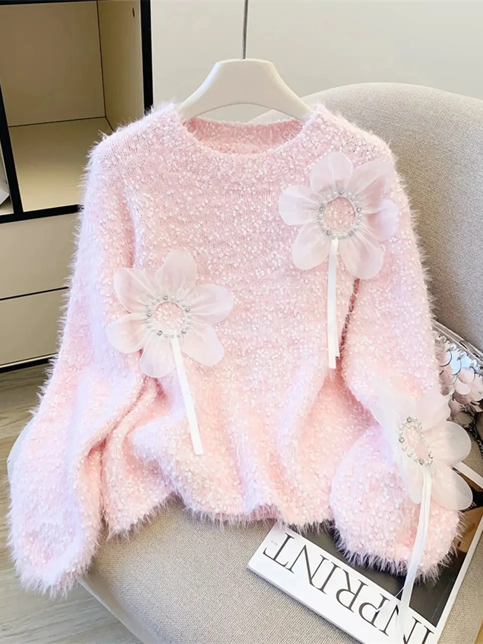 Ele Pink 3D Flower Knitted Sweater Loose Fit Overhead Design Autumn Winter Faionable Women's Top Warm Thiened Long Sl...
Ele Pink 3D Flower Knitted Sweater Loose Fit Overhead Design Autumn Winter Faionable Women's Top Warm Thiened Long Sl...