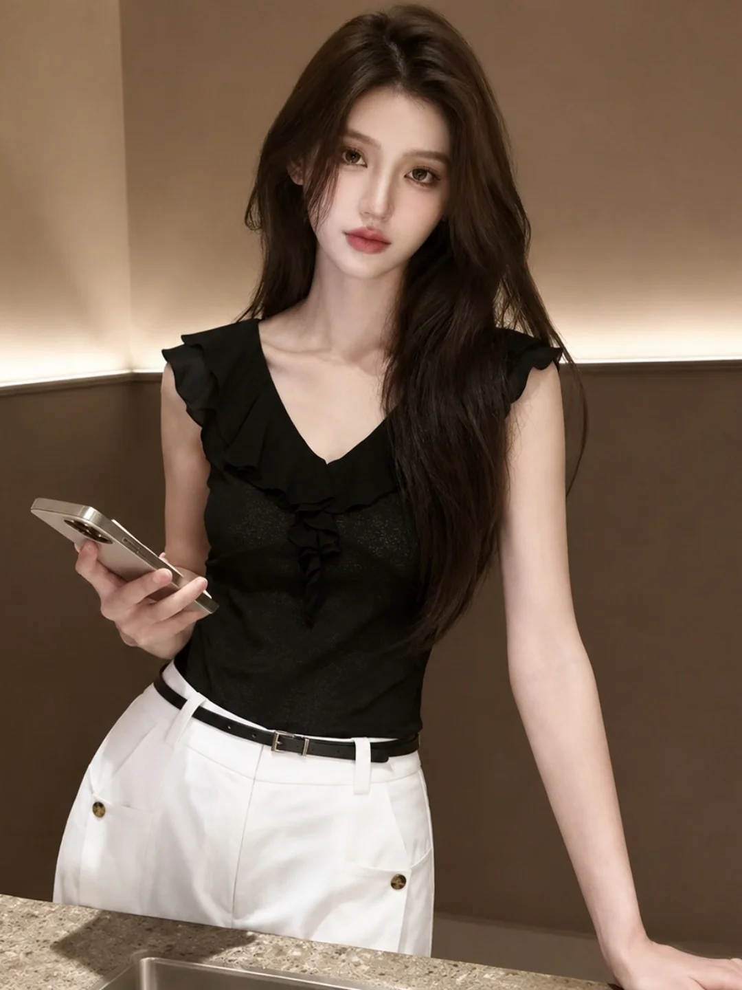 Comfortable Slim Fit V-Neck Sleeveless Vest Women's Fashionable Elegant Summer Top Flower Cardigan Korean Style Regular Length
Comfortable Slim Fit V-Neck Sleeveless Vest Women's Fashionable Elegant Summer Top Flower Cardigan Korean Style Regular Length
