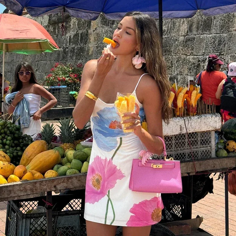 Sexy Mini Dress Women Summer New White Fashion O-Neck Streetwear Print Sleeveless Dress Strap Backless Casual Slim Elegant Dress
Sexy Mini Dress Women Summer New White Fashion O-Neck Streetwear Print Sleeveless Dress Strap Backless Casual Slim Elegant Dress