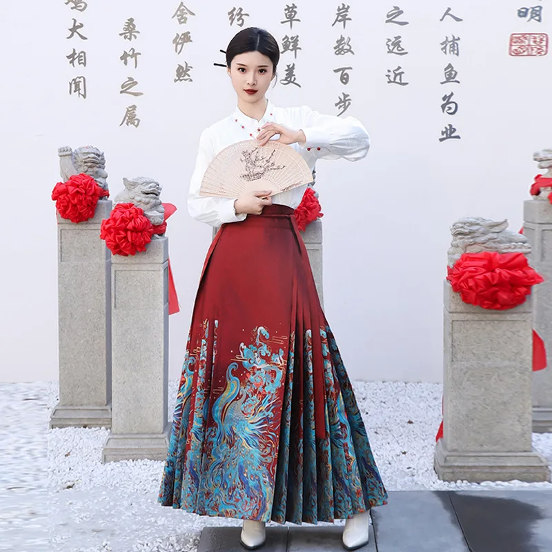 Chinese-style gold-woven makeup horse dress, national style skirt, autumn set, women's national style retro women's clothing set
Chinese-style gold-woven makeup horse dress, national style skirt, autumn set, women's national style retro women's clothing set