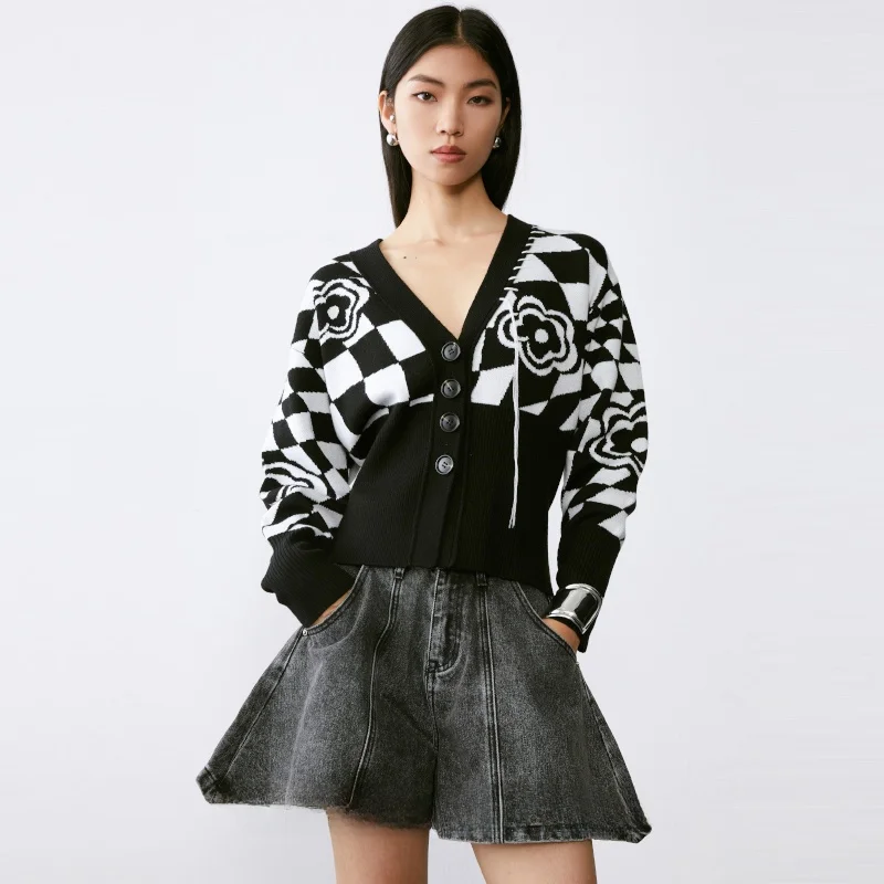 Limited Time Offer CONHENYAO Design Sensation V-Ne Long Sve ort Knitted Woolen Cardigan for Women Sli Autumn Wear
Limited Time Offer CONHENYAO Design Sensation V-Ne Long Sve ort Knitted Woolen Cardigan for Women Sli Autumn Wear