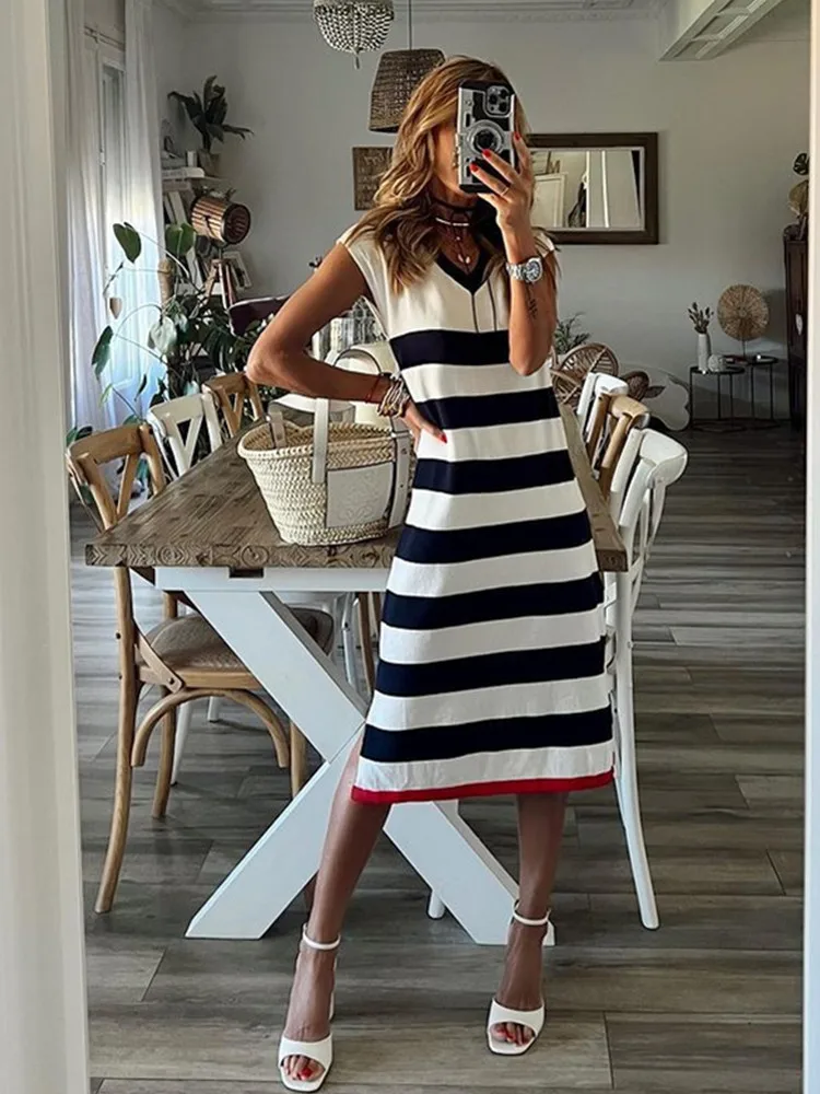 SKMY Party Dresses 2025 Summer New Fashion Striped V-Neck Hem Split Casual Loose Sleeveless Midi Dresses Women Clothing
SKMY Party Dresses 2025 Summer New Fashion Striped V-Neck Hem Split Casual Loose Sleeveless Midi Dresses Women Clothing