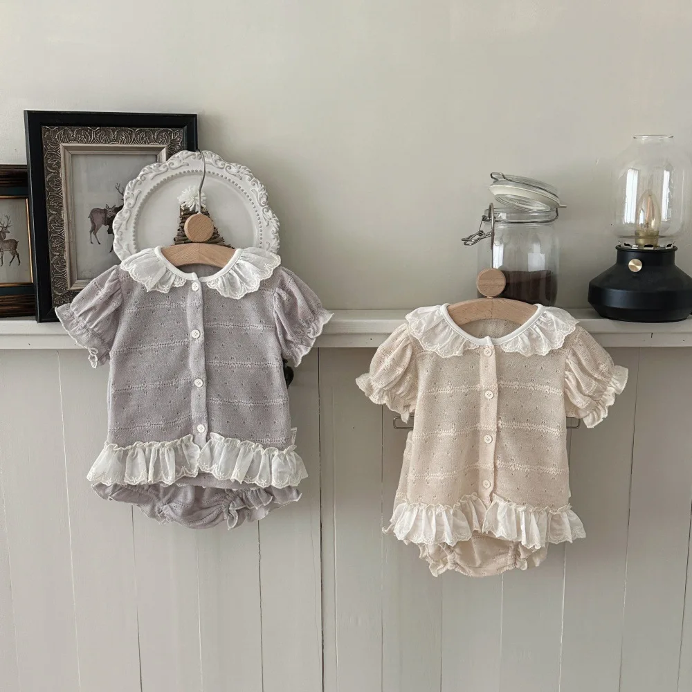 Summer Baby's Sets Hollow Solid Color Cardigan Shorts Set for Infants Girls Baby Lace Princess Two-piece Set
Summer Baby's Sets Hollow Solid Color Cardigan Shorts Set for Infants Girls Baby Lace Princess Two-piece Set