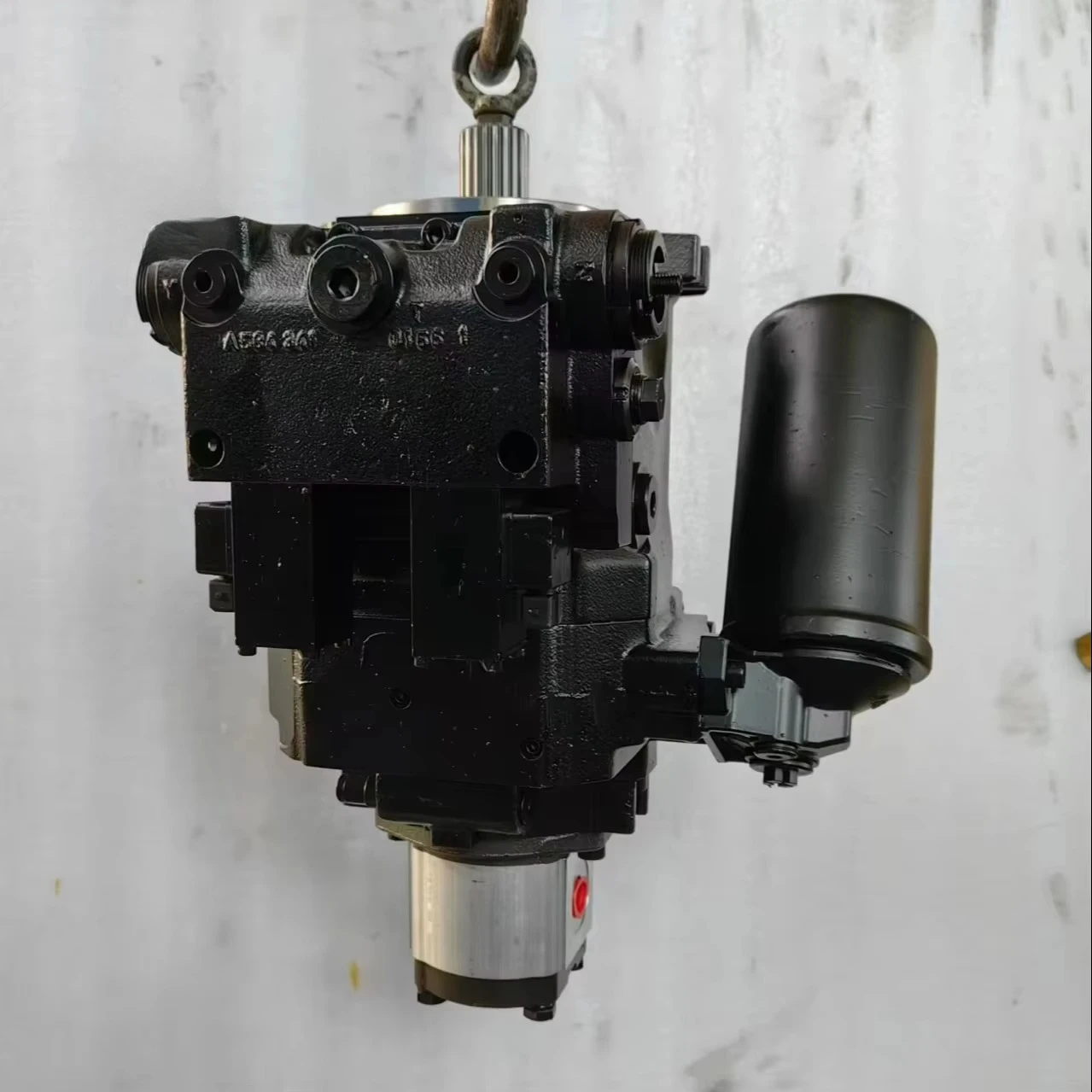 HPV75-02 0000 H2X263A01465 High Pressure Hydraulic Piston Pump HPV/HMF/HMR/HMV/HVF/HPR105/55/75/35/135/165 Hydraulic Pump
HPV75-02 0000 H2X263A01465 High Pressure Hydraulic Piston Pump HPV/HMF/HMR/HMV/HVF/HPR105/55/75/35/135/165 Hydraulic Pump