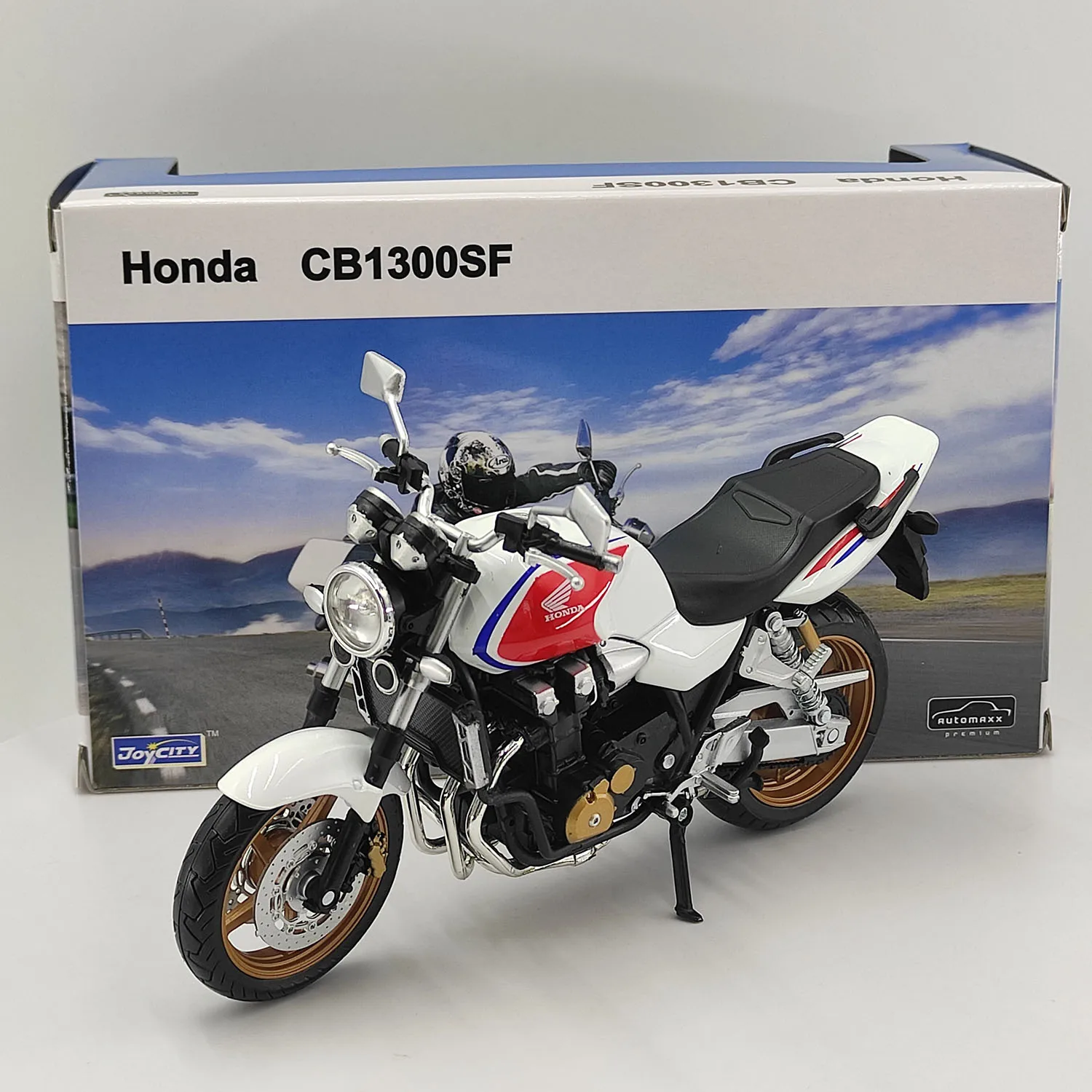 1:12 Scale Diecast Alloy Honda CB1300SF Motorcycle Toys Cars Model Classics Adult Collectible Souvenir Gifts Static Display
1:12 Scale Diecast Alloy Honda CB1300SF Motorcycle Toys Cars Model Classics Adult Collectible Souvenir Gifts Static Display