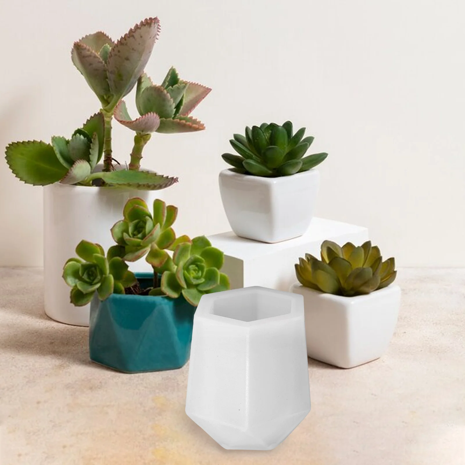 Silicone Flower Pot Mold Diy Planter Casting Mold Reusable Smooth Easy Demold Durable Craft Making Vase Holder Desktop Decor
Silicone Flower Pot Mold Diy Planter Casting Mold Reusable Smooth Easy Demold Durable Craft Making Vase Holder Desktop Decor