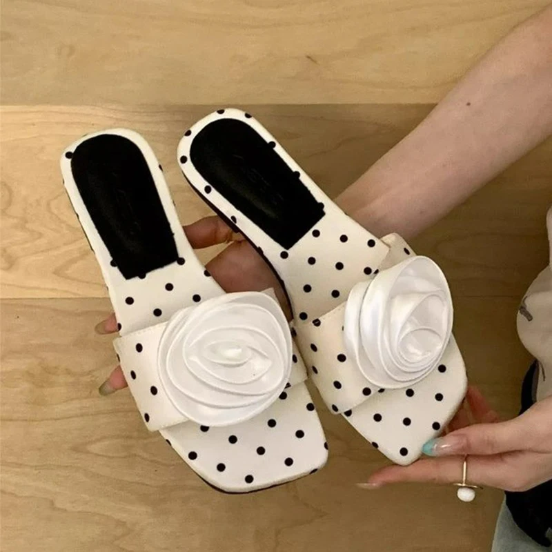 Women Flower Slippers Flats Sandals Woman Shoes Summer 2026 New Beach Flip Flops Comfort Casual Shoes Sport Slides Zapatos Mujer
Women Flower Slippers Flats Sandals Woman Shoes Summer 2026 New Beach Flip Flops Comfort Casual Shoes Sport Slides Zapatos Mujer