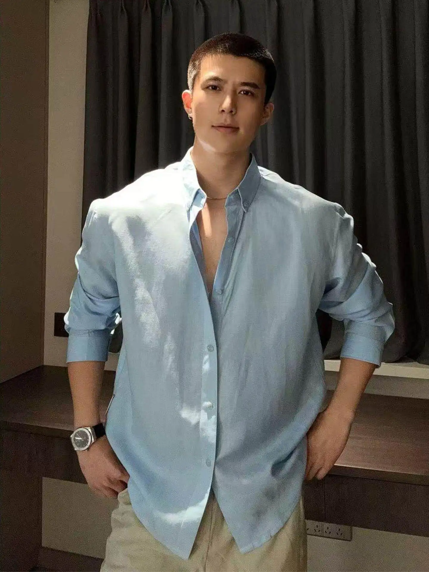 Light Blue Linen Cotton Shirt Men's Summer Thin Long Sleeve Neck Sunscreen Outerwear CleanFit Standard Style Citywalk
Light Blue Linen Cotton Shirt Men's Summer Thin Long Sleeve Neck Sunscreen Outerwear CleanFit Standard Style Citywalk