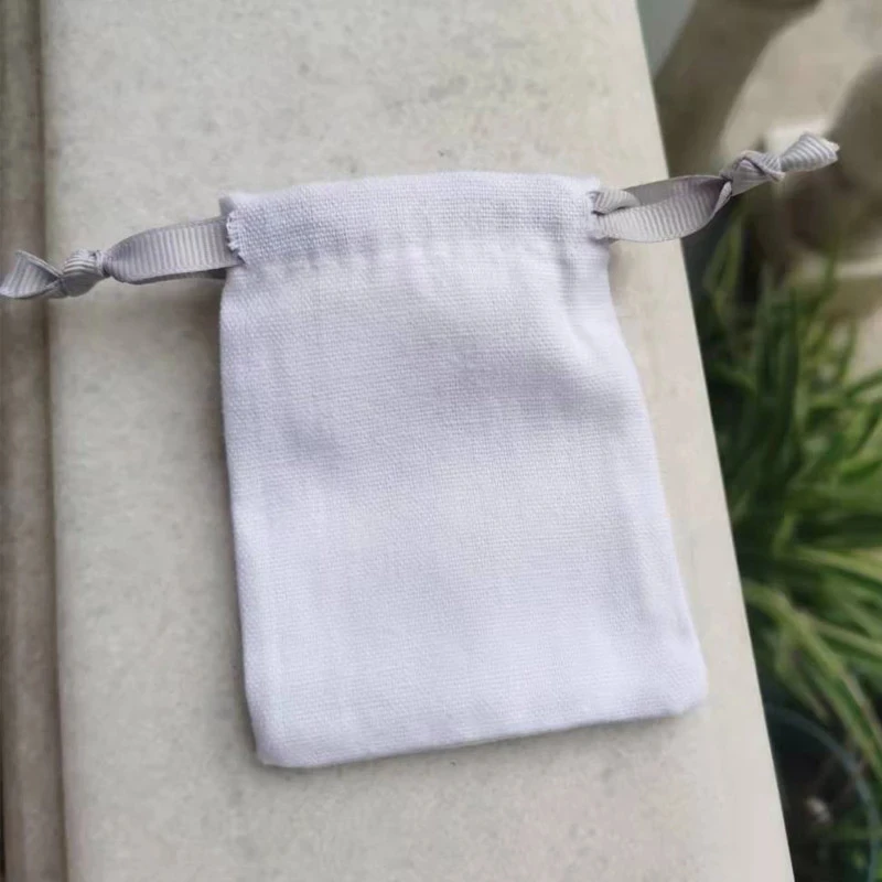 White Cotton Jewelry Gift Bags 5x7cm 7x9cm 8x10cm 9x12cm pack of 50 Eyelashes Makeup Pouches
White Cotton Jewelry Gift Bags 5x7cm 7x9cm 8x10cm 9x12cm pack of 50 Eyelashes Makeup Pouches