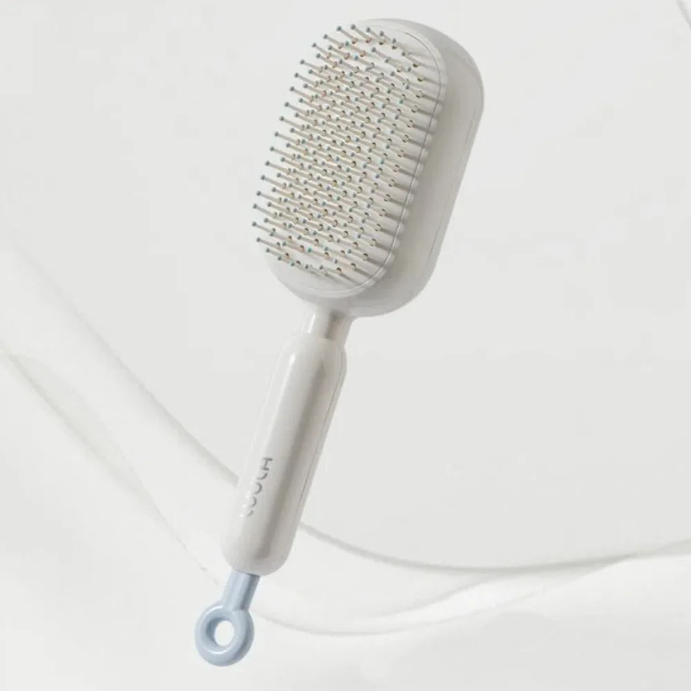 Антистатическая массажная расческа с воздушной подушкой, портативный инструмент для укладки кожи головы, расческа для волос на воздушной подушке, самоочищающаяся настенная подвесная щетка для волос
Антистатическая массажная расческа с воздушной подушкой, портативный инструмент для укладки кожи головы, расческа для волос на воздушной подушке, самоочищающаяся настенная подвесная щетка для волос