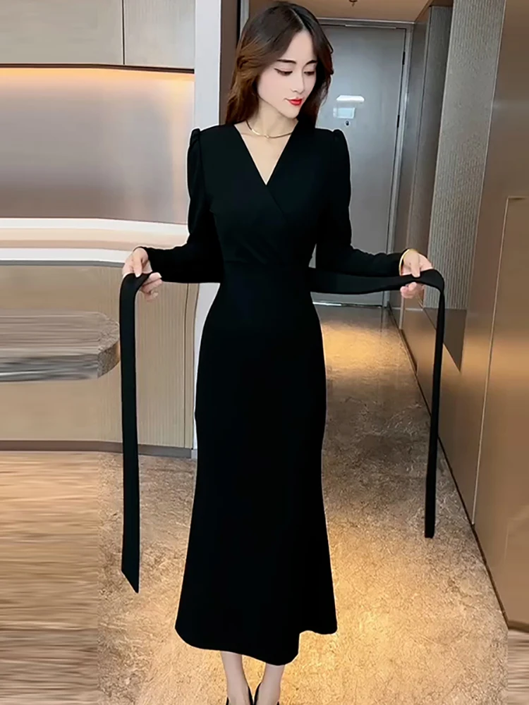 Women Korean Vintage Chic Bow Bandage Long Dress Autumn Winter Black Long Sleeve V-Neck Dres 2026 Elegant Bodycon Evening Dress
Women Korean Vintage Chic Bow Bandage Long Dress Autumn Winter Black Long Sleeve V-Neck Dres 2026 Elegant Bodycon Evening Dress