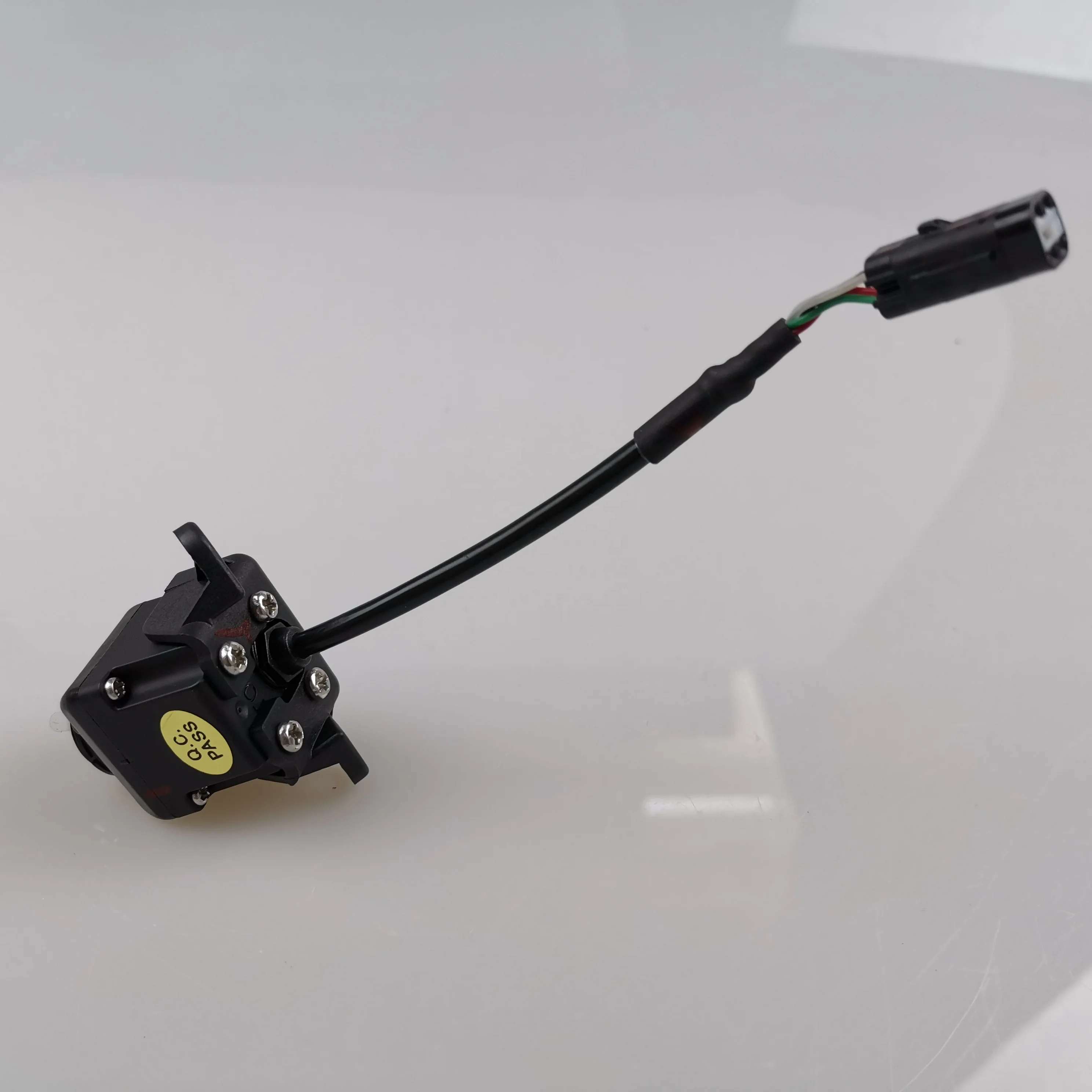 SAIC MAXUS T60 Original Reverse Camera C00047770
SAIC MAXUS T60 Original Reverse Camera C00047770