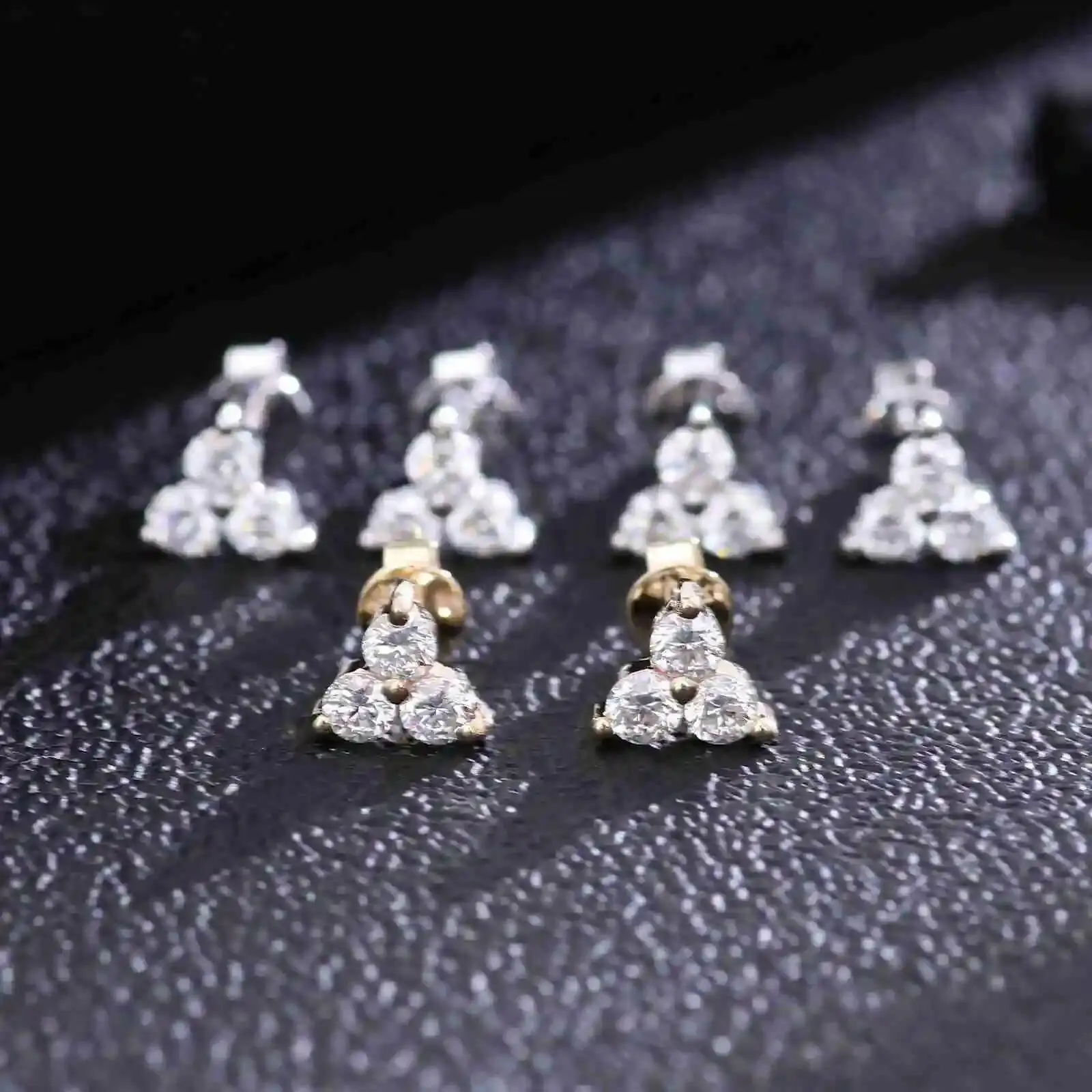 New Arrival Trendy 14k Gold Plated Moissanite Stud Earrings Women's Fashion Earrings for Engagement Gift
New Arrival Trendy 14k Gold Plated Moissanite Stud Earrings Women's Fashion Earrings for Engagement Gift