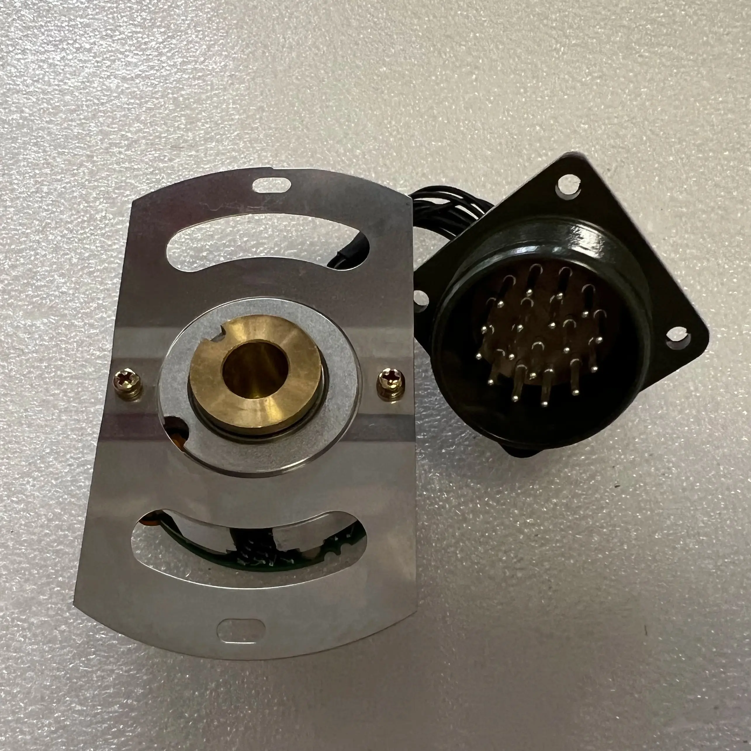 UTOPH-81AWF Brand New Encoder,Can input motor data for encoders
UTOPH-81AWF Brand New Encoder,Can input motor data for encoders