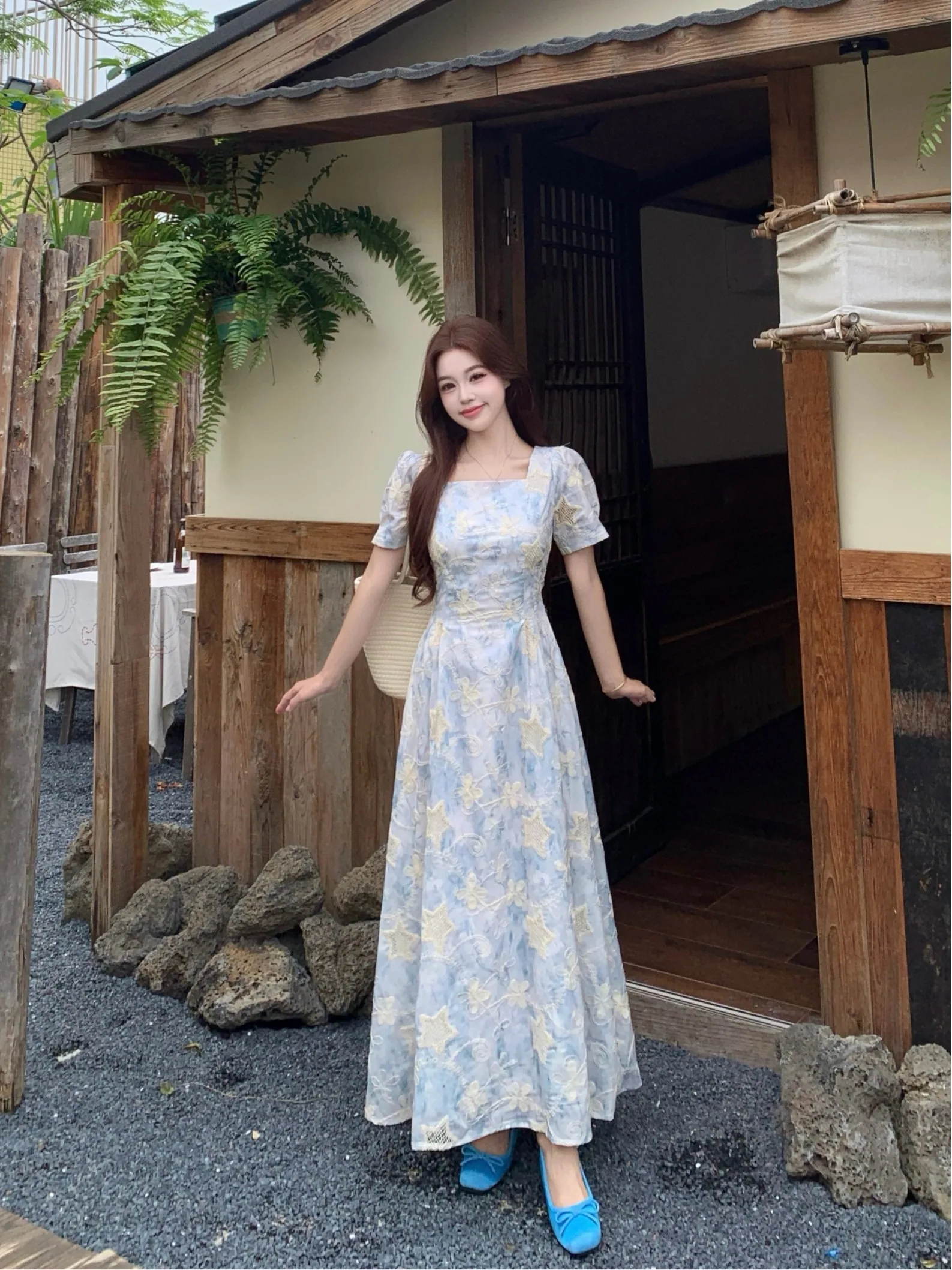Sweet First Love Embroidered Star Sequin Summer Atmosphere White Moonlight Dress plus Size French Style Loose Fit Long Dress
Sweet First Love Embroidered Star Sequin Summer Atmosphere White Moonlight Dress plus Size French Style Loose Fit Long Dress