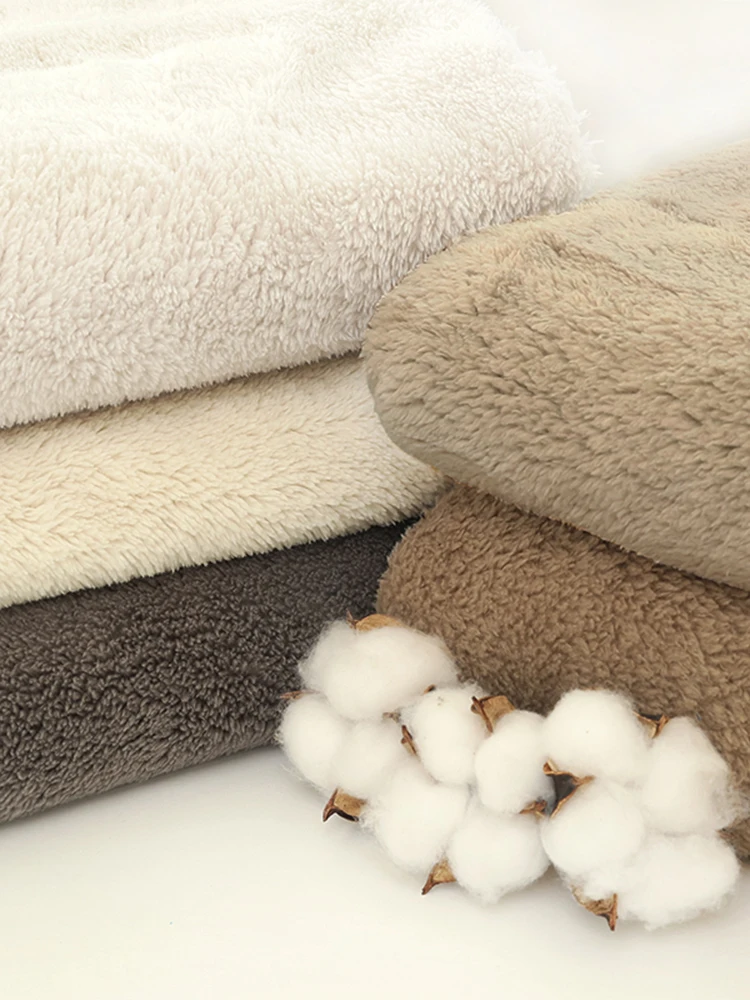 Двусторонняя флисовая ткань VA, однотонная, мягкая, комфортная, легкая, теплая, ручной работы, для детской одежды и постельного белья
Двусторонняя флисовая ткань VA, однотонная, мягкая, комфортная, легкая, теплая, ручной работы, для детской одежды и постельного белья