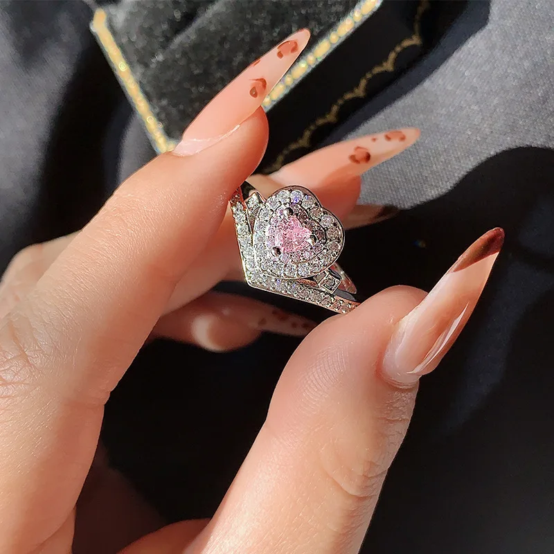 New Luxury Double-layer V-shaped Heart-shaped Pink Ring Women's Niche Design Gift Jewelry Wholesale
New Luxury Double-layer V-shaped Heart-shaped Pink Ring Women's Niche Design Gift Jewelry Wholesale
