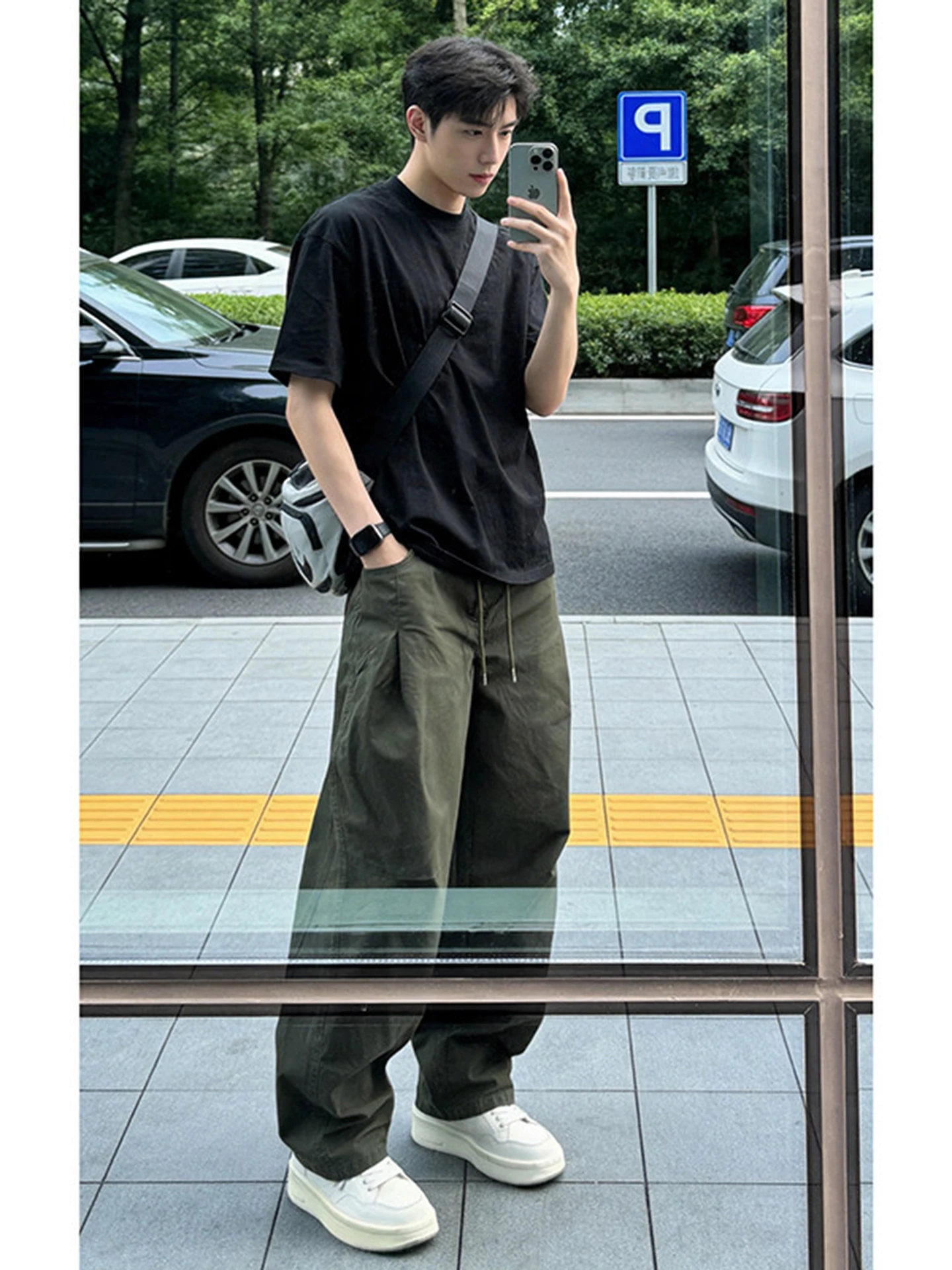Summer Casual Sportswear Set for Men Bla Pure Cotton ort Sve T-irt And een Military Work Pants Cool And Sli Tw...
Summer Casual Sportswear Set for Men Bla Pure Cotton ort Sve T-irt And een Military Work Pants Cool And Sli Tw...