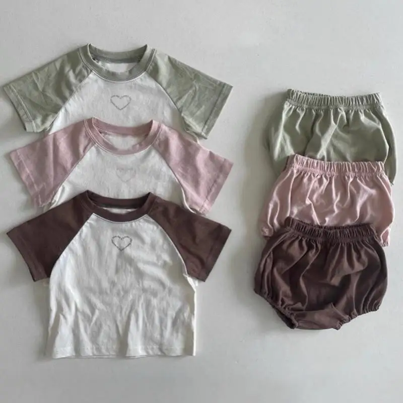 2025 Summer New Baby Girl Heart Print Clothes Set Infant Cotton Short Sleeve T Shirts + Shorts 2pcs Suit Cute Toddler Outfits
2025 Summer New Baby Girl Heart Print Clothes Set Infant Cotton Short Sleeve T Shirts + Shorts 2pcs Suit Cute Toddler Outfits