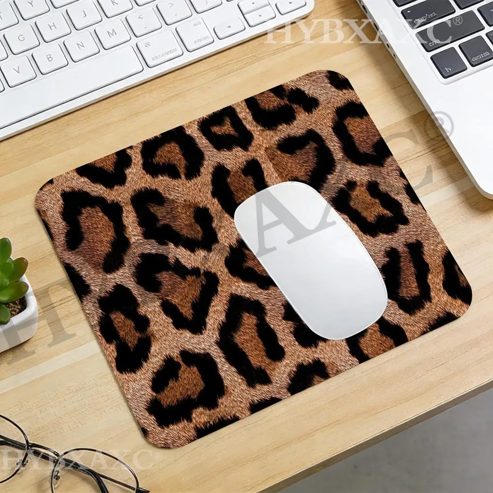 HYBXAXC Leopard Print Small Mouse Pad Brown Black Animal Pattern Non-Slip Rubber Desk Mat for Office Gaming
HYBXAXC Leopard Print Small Mouse Pad Brown Black Animal Pattern Non-Slip Rubber Desk Mat for Office Gaming