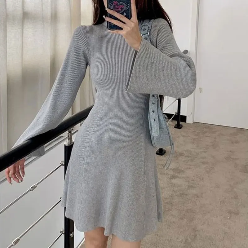 Half High Collar Knitted Mini Dress Women's Clothing Casual Solid Color All-match Spring Autumn Korean Waist Long Sleeve Dresses
Half High Collar Knitted Mini Dress Women's Clothing Casual Solid Color All-match Spring Autumn Korean Waist Long Sleeve Dresses