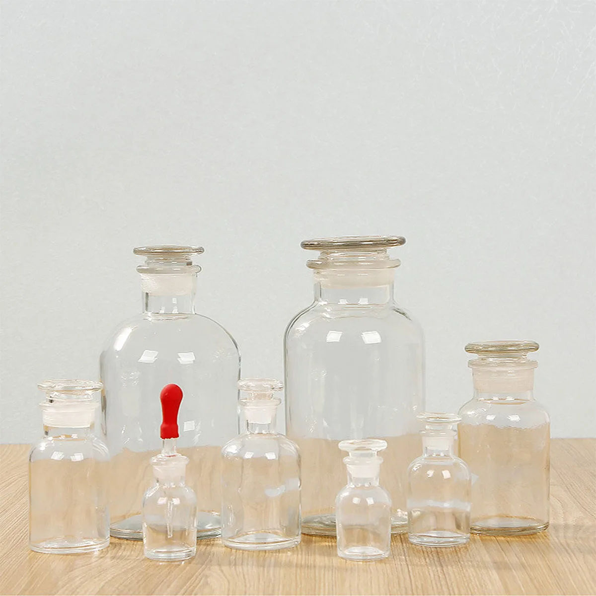 1Set 30ml Transparent Glass Dropping Bottle Professional Lab Tools Durable Practical Rubber Head Easy Press Liquid Ecofriendly
1Set 30ml Transparent Glass Dropping Bottle Professional Lab Tools Durable Practical Rubber Head Easy Press Liquid Ecofriendly