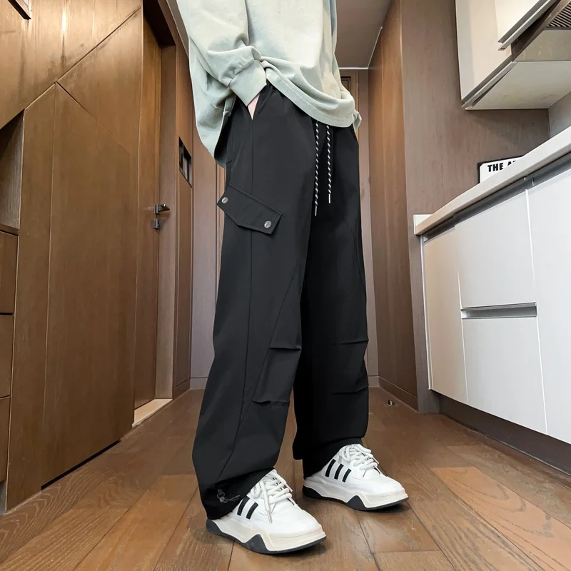 Новые мужские брюки 2024 года: свободные, прямого кроя, в рабочем стиле, повседневные, американского стиля, молодежные, универсальные, осенние, дышащие, из полиэстера.
Новые мужские брюки 2024 года: свободные, прямого кроя, в рабочем стиле, повседневные, американского стиля, молодежные, универсальные, осенние, дышащие, из полиэстера.