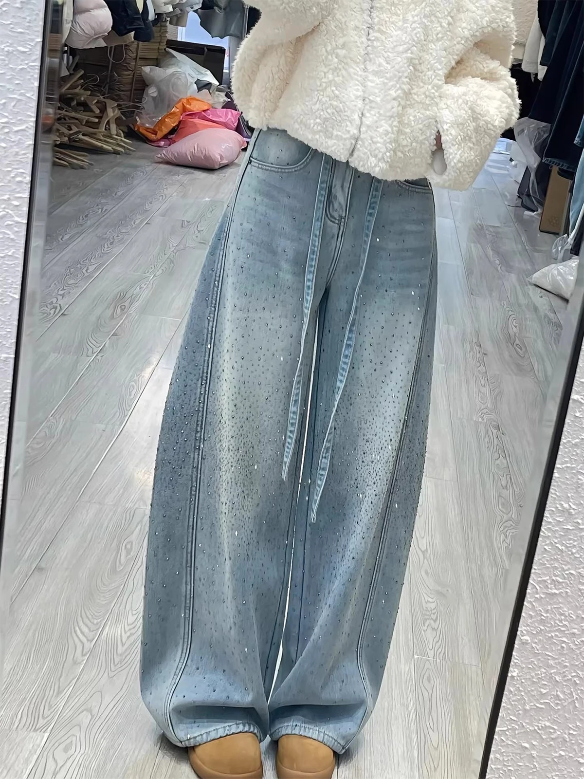 American Sle Glitter Rhinestone Wide Leg Jeans Women's Winter New Faion Loose Fce High Waist Knife Floor Length P...
American Sle Glitter Rhinestone Wide Leg Jeans Women's Winter New Faion Loose Fce High Waist Knife Floor Length P...