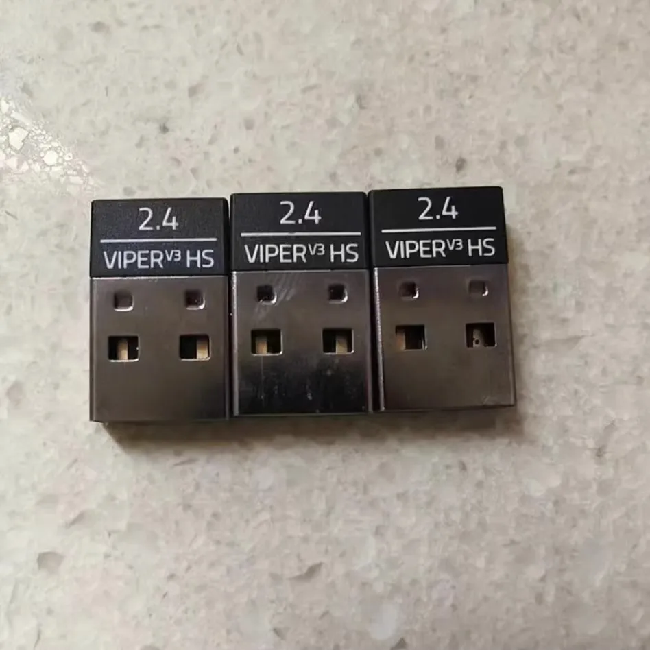 1 Piece Original 2.4G Wireless Mouse USB Receiver Adapter For Razer Viper V3 HyperSpeed
1 Piece Original 2.4G Wireless Mouse USB Receiver Adapter For Razer Viper V3 HyperSpeed