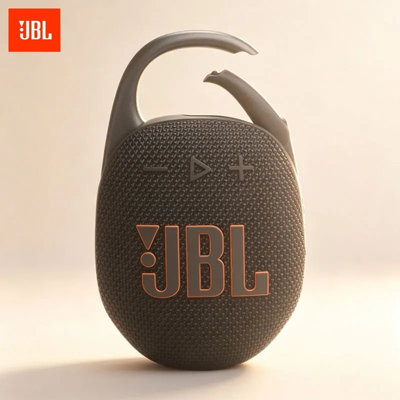 JBL Clip 5 Self-driving trip to the countryside for a picnic with a portable car speaker for sound playback
JBL Clip 5 Self-driving trip to the countryside for a picnic with a portable car speaker for sound playback