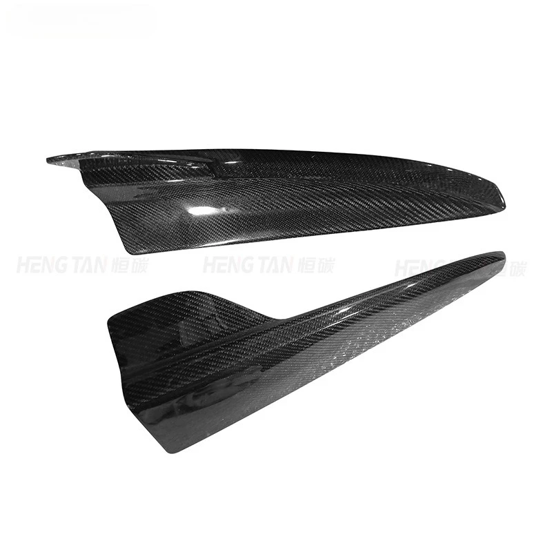 Suitable for Mercedes-Benz C-Class W205 C63 sports modified carbon fiber FD rear corner decorative strip fender
Suitable for Mercedes-Benz C-Class W205 C63 sports modified carbon fiber FD rear corner decorative strip fender