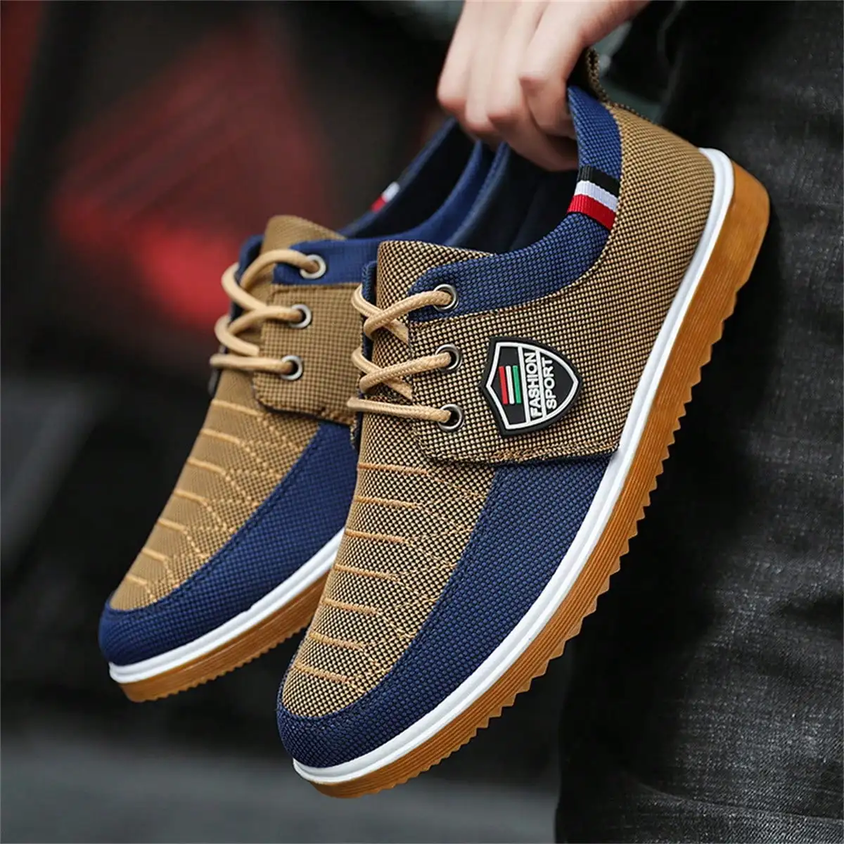 New Men Low Top Lace Up Cloth Shoes Soft Comfortable All Season Versatile Fashion Casual Outdoor Leisure Sports Walking Sneakers
New Men Low Top Lace Up Cloth Shoes Soft Comfortable All Season Versatile Fashion Casual Outdoor Leisure Sports Walking Sneakers