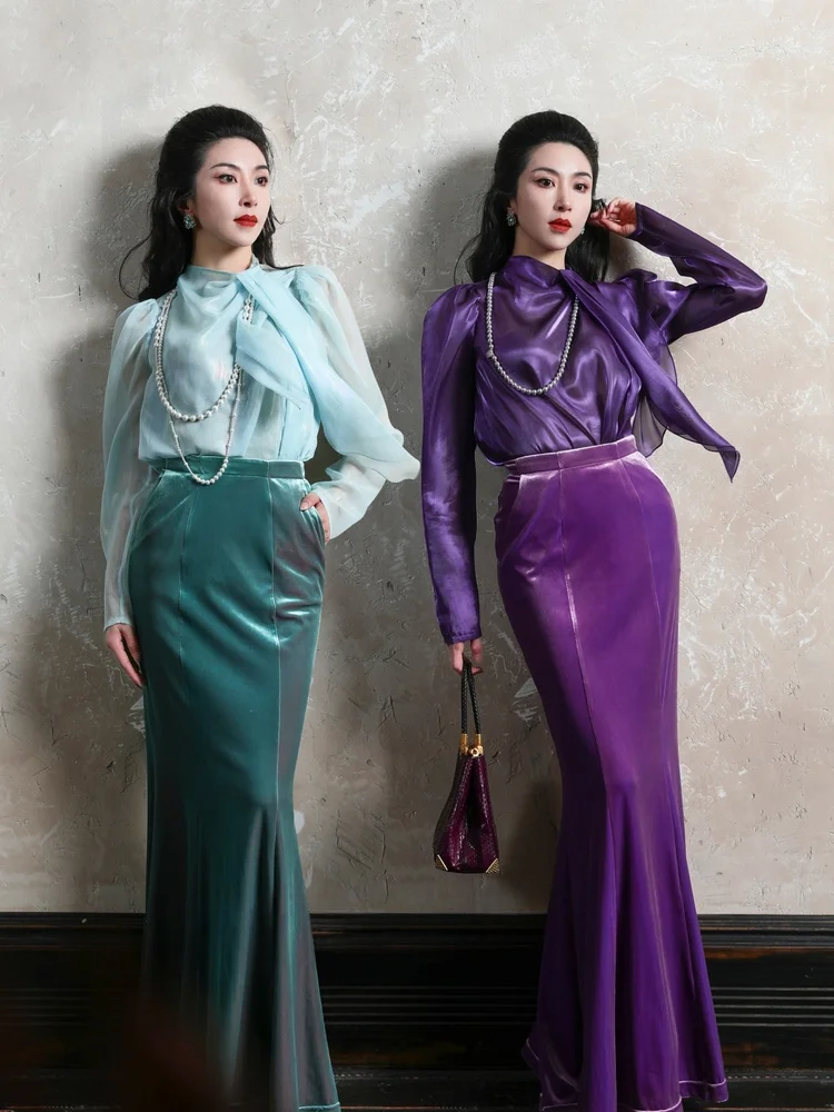 Винтажная бархатная юбка-рыбка с боковыми карманами от Xuan ng Collection, утягивающая, цвета стекла, осенняя длинная юбка
Винтажная бархатная юбка-рыбка с боковыми карманами от Xuan ng Collection, утягивающая, цвета стекла, осенняя длинная юбка