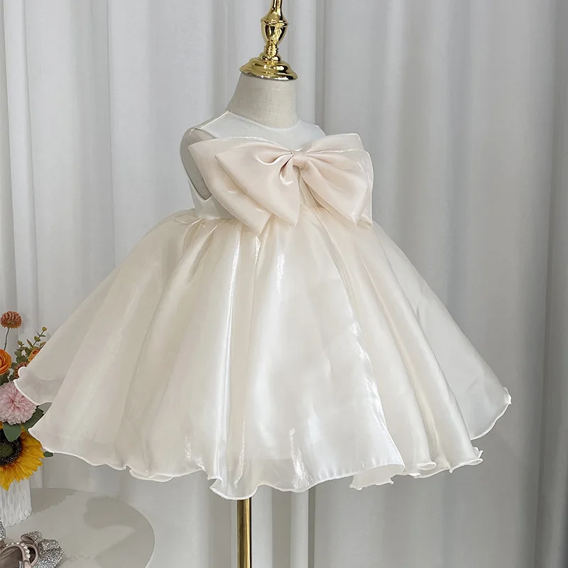 Baby Girls 1st Birthday Baptism Dress Children Cute Bow Sleeveless Wedding Party Piano Performance Dress y1265
Baby Girls 1st Birthday Baptism Dress Children Cute Bow Sleeveless Wedding Party Piano Performance Dress y1265