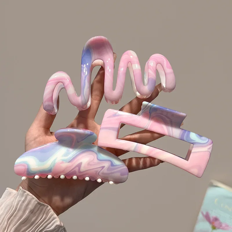 New Korean Gradient Hair Claw Clip for Women Large Thick Hair Shark Clip Hairpin Barrettes Fashion Girl Hair Accessories
New Korean Gradient Hair Claw Clip for Women Large Thick Hair Shark Clip Hairpin Barrettes Fashion Girl Hair Accessories