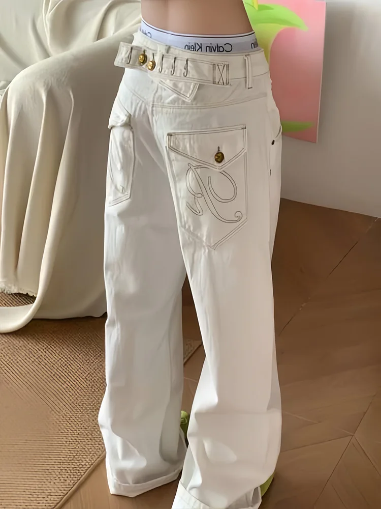Retro American Paris Button White Denim Jeans Women Summer Spicy Girl Heavy Design Sense Embroidery Floor-Length Pants Trendy
Retro American Paris Button White Denim Jeans Women Summer Spicy Girl Heavy Design Sense Embroidery Floor-Length Pants Trendy