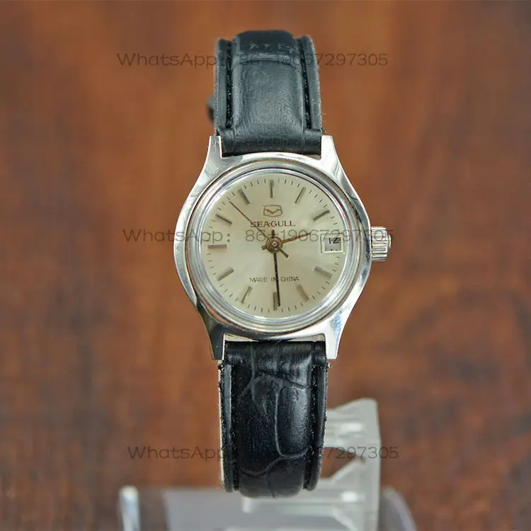 Old Tianjin Seagull Women’s Simple Stainless Steel Bracelet Manual Mechanical Watch
Old Tianjin Seagull Women’s Simple Stainless Steel Bracelet Manual Mechanical Watch