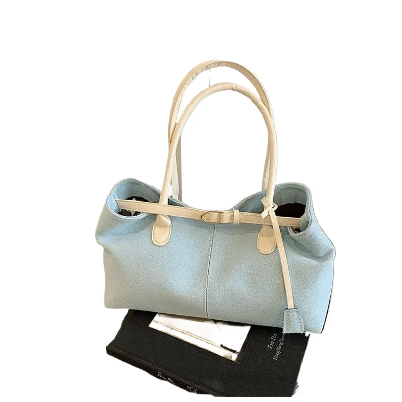 Commuter Large-capacity Denim Bag Women's Contrasting Color Fashion Handbag New Casual Shoulder Tote Bag High Appearance Level
Commuter Large-capacity Denim Bag Women's Contrasting Color Fashion Handbag New Casual Shoulder Tote Bag High Appearance Level