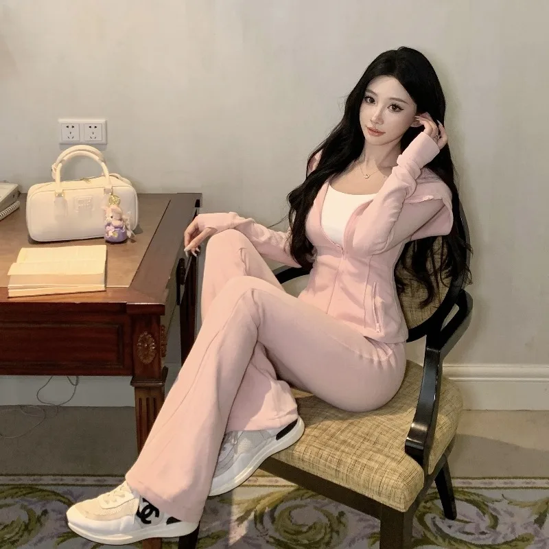 Осень-зима 2022, розовый комплект из двух предметов, женское милое теплое пальто с капюшоном, брюки, костюмы, женский повседневный корейский модный спортивный костюм Y2k
Осень-зима 2022, розовый комплект из двух предметов, женское милое теплое пальто с капюшоном, брюки, костюмы, женский повседневный корейский модный спортивный костюм Y2k