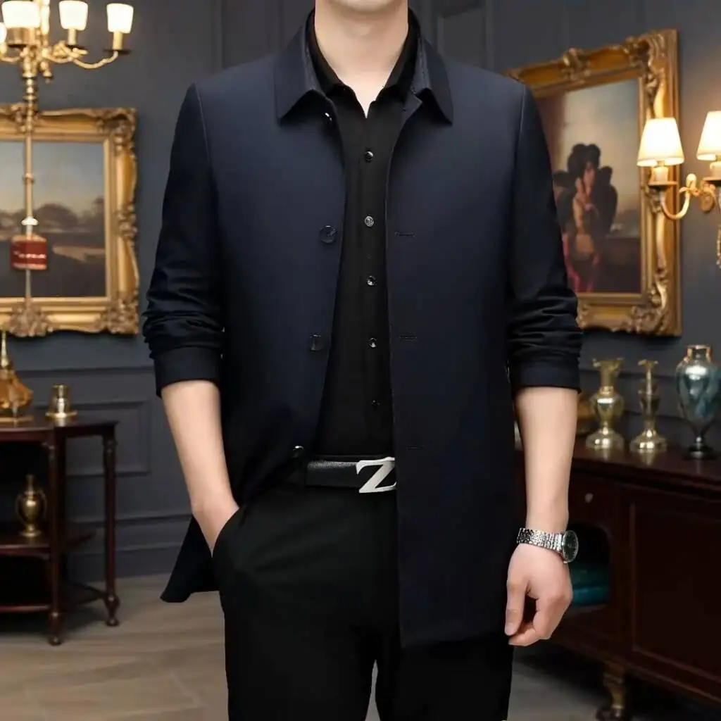 Quiet Luxury Men's Trench Coat Khaki Black Essential Jacket Executive Style Basic Outerwear Single Breasted Turn Down Collar
Quiet Luxury Men's Trench Coat Khaki Black Essential Jacket Executive Style Basic Outerwear Single Breasted Turn Down Collar