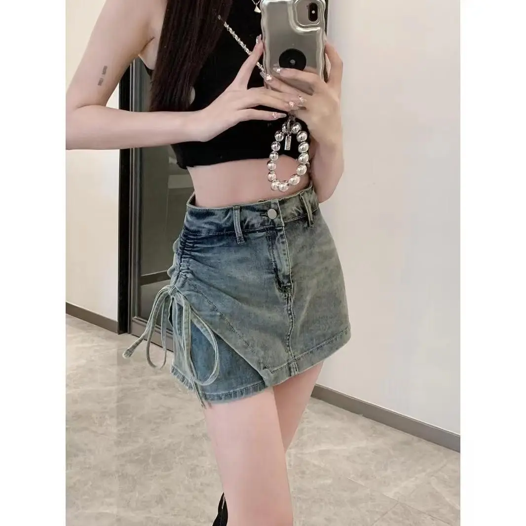 Side Drawstring Irregular High Waist Slimming A-Line Hip Hugging Shorts for Women's Summer Solid Color High Street Denim Shorts
Side Drawstring Irregular High Waist Slimming A-Line Hip Hugging Shorts for Women's Summer Solid Color High Street Denim Shorts
