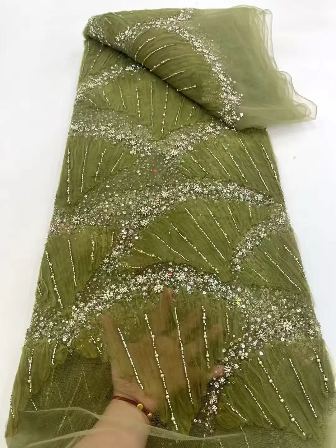 Luxury African Lace Fabric 2025 High Quality Sequins Beads Lace Fabrics For Nigerian Wedding French Tulle Lace Fabric
Luxury African Lace Fabric 2025 High Quality Sequins Beads Lace Fabrics For Nigerian Wedding French Tulle Lace Fabric