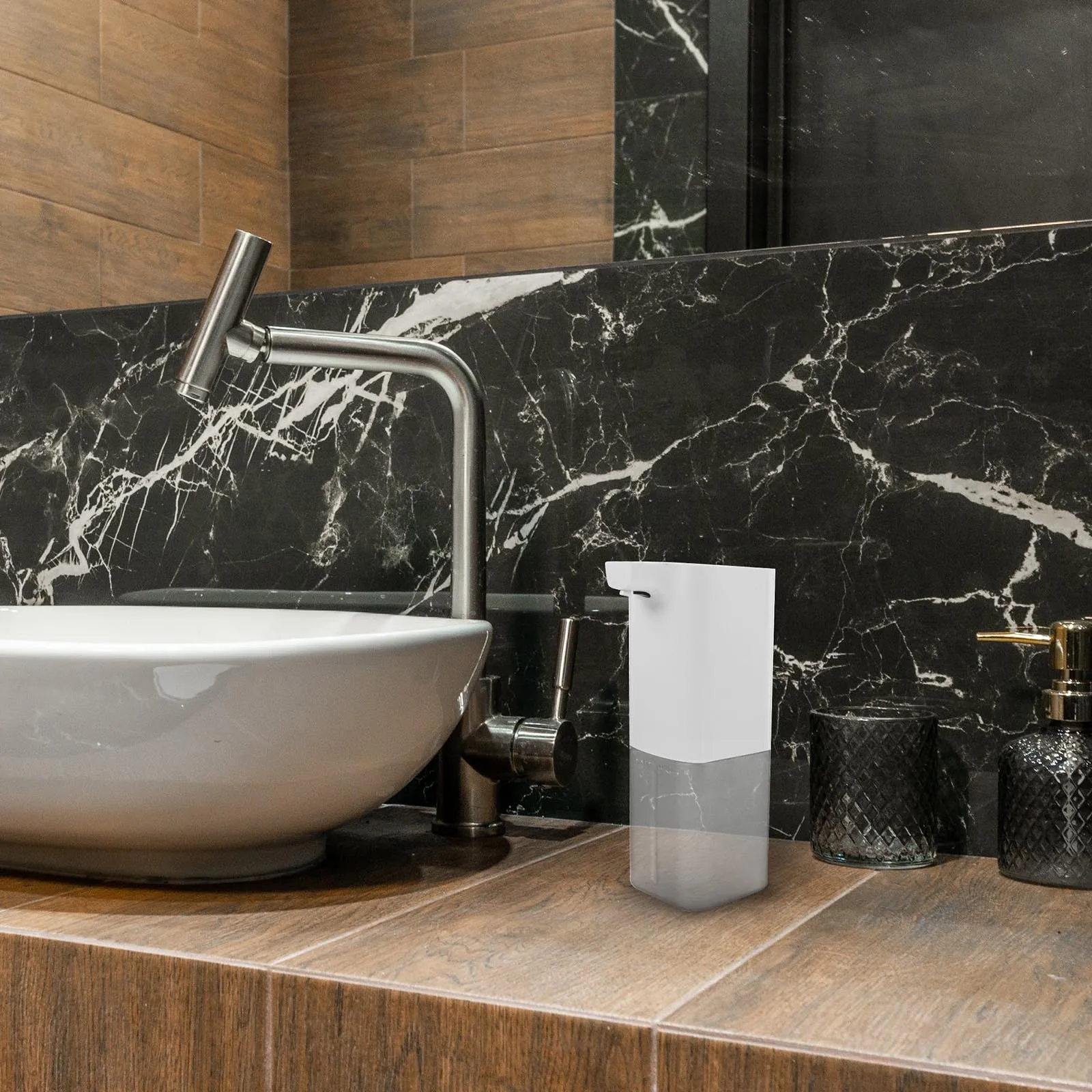 Smart Induction Hand Soap Automatic Liquid Dispenser for Bathroom Kitchen Hotel Simple Design Energy Saving Innovative
Smart Induction Hand Soap Automatic Liquid Dispenser for Bathroom Kitchen Hotel Simple Design Energy Saving Innovative